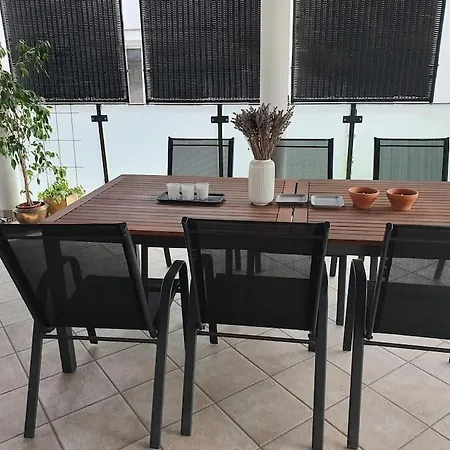 Appartamento Elegant With A Beautiful Terrace