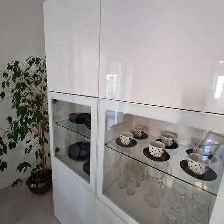 公寓 Elegant With A Beautiful Terrace